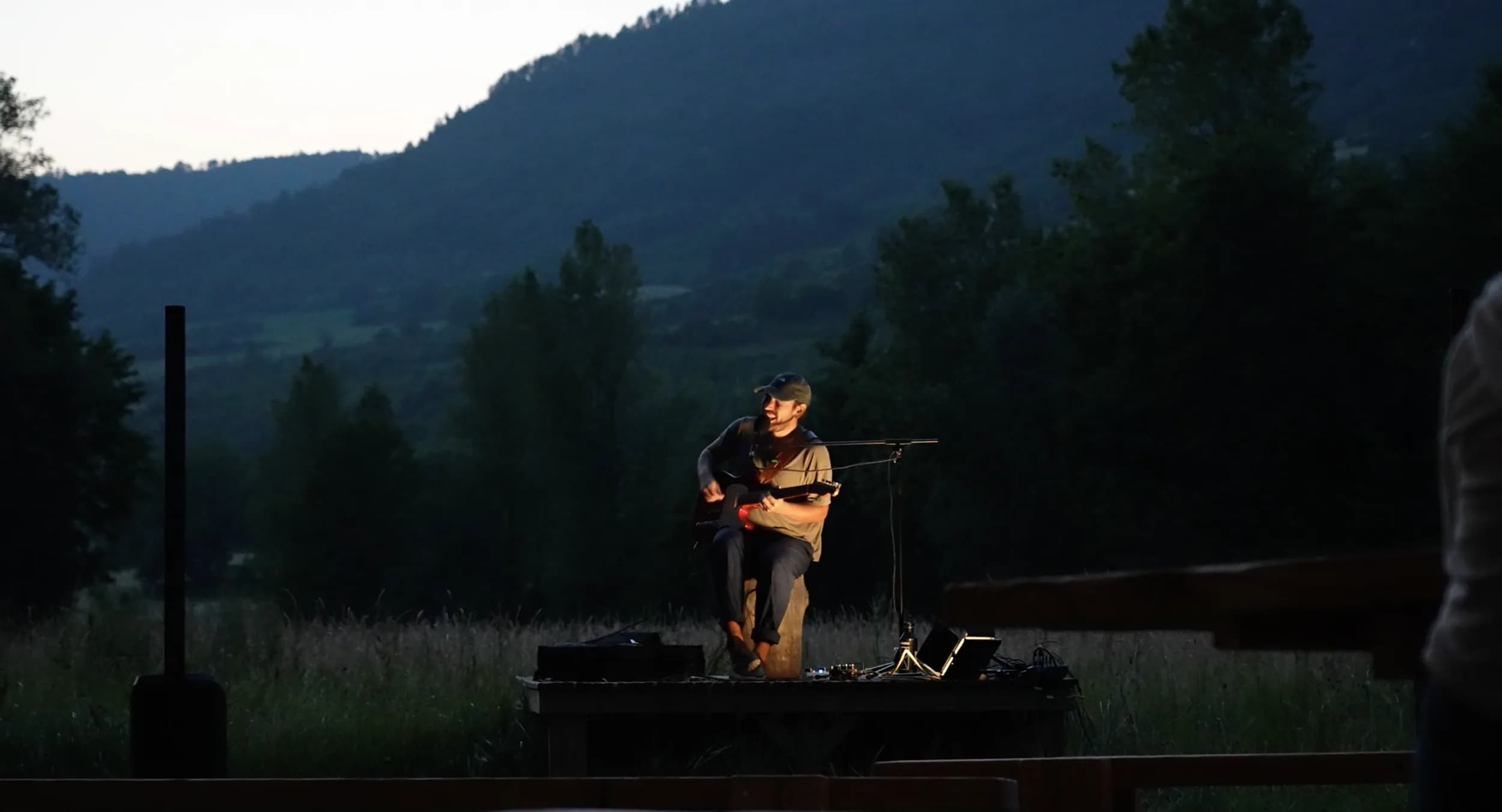 Concert live au crépuscule